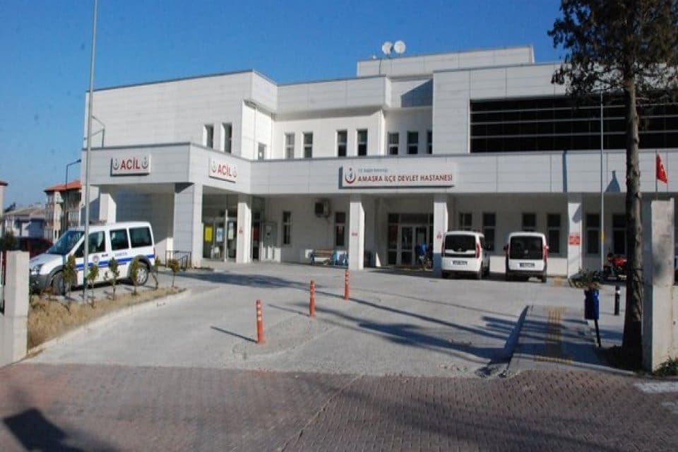 Bartın'da il&ccedil;esinde rahatsızlanan 103 kişi hastaneye başvurdu. Ş&uuml;phe &uuml;zerine şebeke