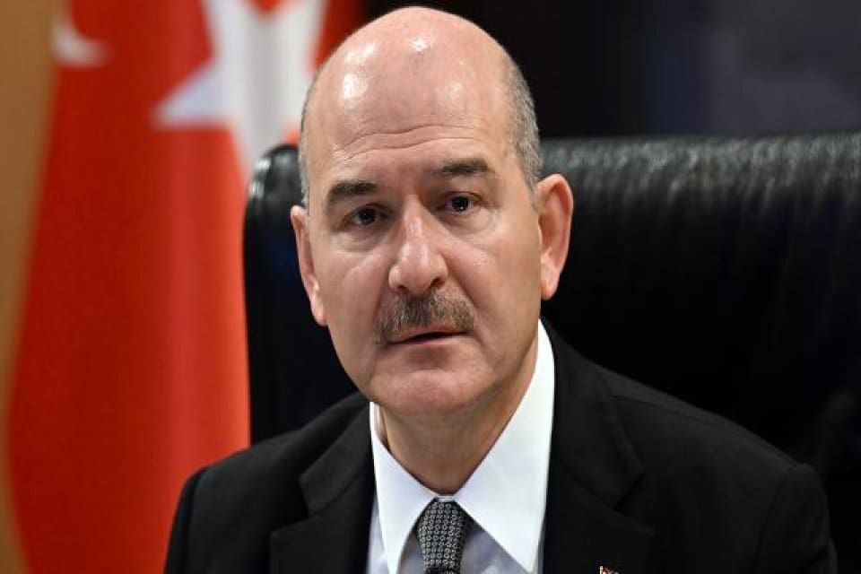 İ&ccedil;işleri Bakanı S&uuml;leyman Soylu, Hatay'da meydana gelen 6.4 ve 5.8'lik