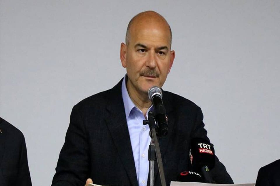 TAYYİP ERDOĞAN GİTSİN DİYENLER… S&uuml;leyman Soylu, Fatih'te Mardinliler Eğitim ve