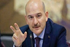 İ&ccedil;işleri Bakanı S&uuml;leyman Soylu, "H&uuml;k&uuml;m de m&uuml;lkte Allah&rsquo;ındır. Hi&ccedil; unutmamak