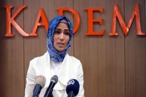 Cumhurbaşkanı Recep Tayyip Erdoğan'ın kızı S&uuml;meyye Erdoğan Bayraktar, Derya Yanık'ın