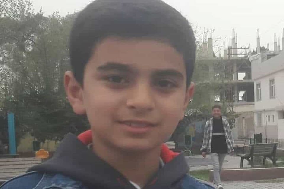 Urfa&rsquo;nın Ceylanpınar il&ccedil;esinde yaşayan 10 yaşındaki Yusuf G&ouml;k, evdeyken Suriye
