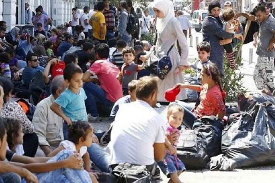 Suriyelilerin Türkiye’de nüfusun demografik yapısını bozmaması için ‘seyreltme’ uygulanıyor. Yüzde