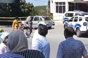 İZMİR'in Karabağlar il&ccedil;esinde, s&uuml;r&uuml;c&uuml;s&uuml; Ayşe Y.'nin (45) fren yerine gaza