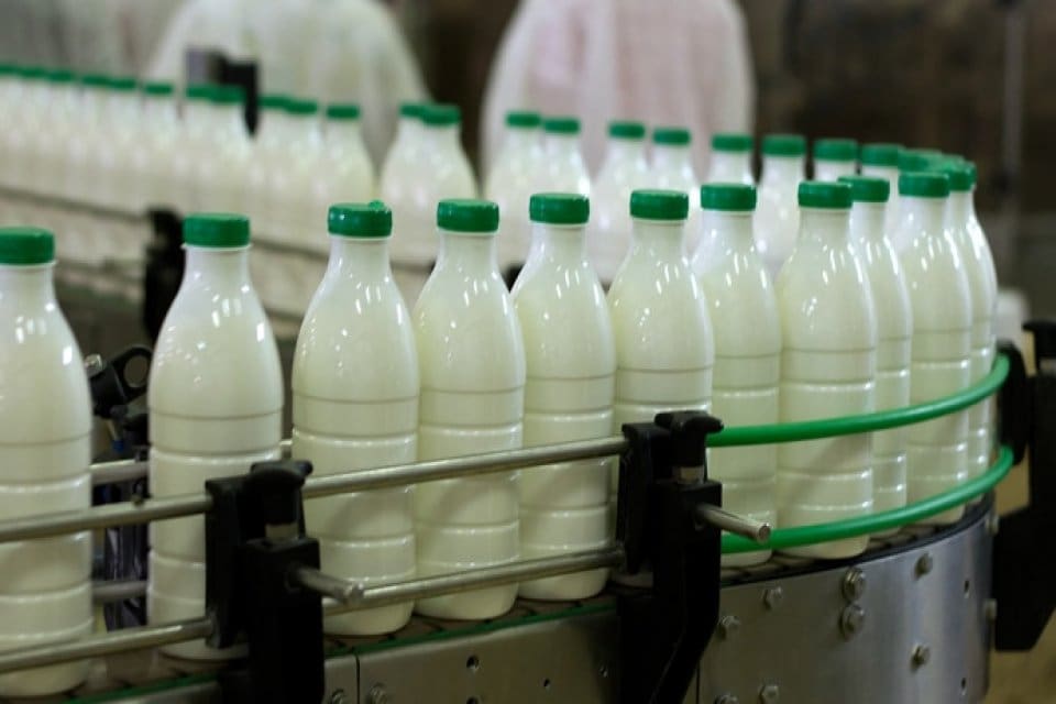 S&uuml;t sekt&ouml;r&uuml; temsilcileri 7,5 TL olarak belirlenen &ccedil;iğ s&uuml;t fiyatının