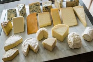 Yurttaşın alım g&uuml;c&uuml; erirken, temel t&uuml;ketim maddesi &uuml;cretleri de yerinde