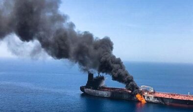 Suudi Arabistan'da petrol tankerinde patlama: Saldırı düzenlendi