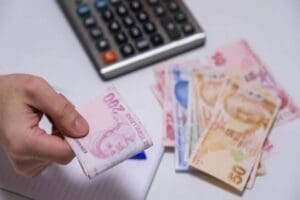 EYT yasa teklifinin Meclis Plan ve B&uuml;t&ccedil;e Komisyonu&rsquo;ndan ge&ccedil;mesinin ardından
