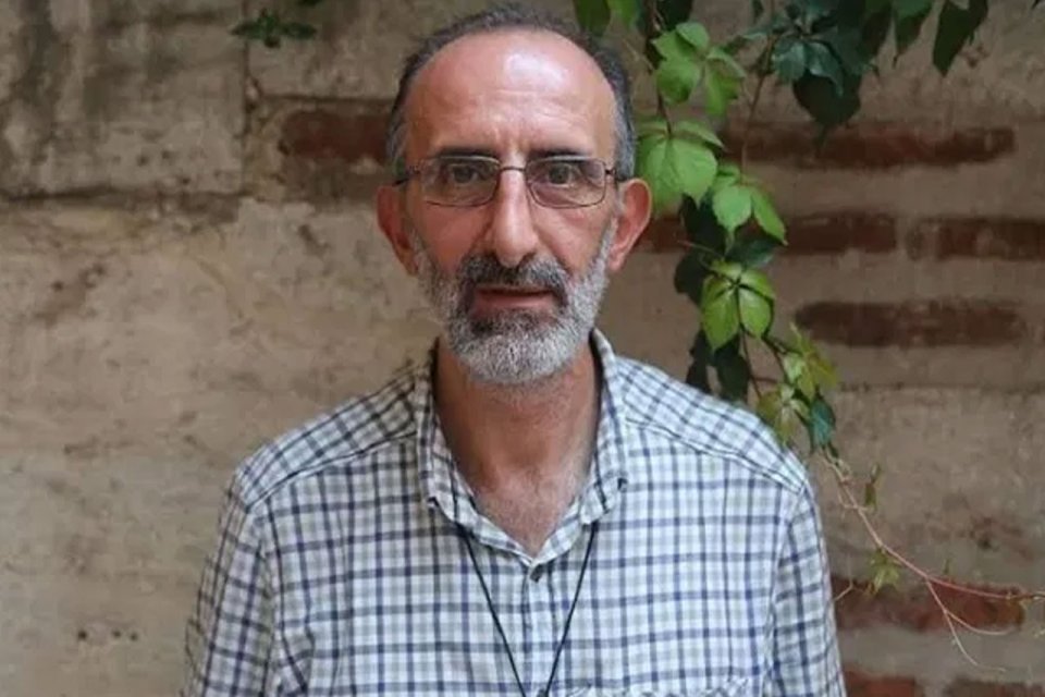 Yazar Hasan Ali Toptaş’la başlayan taciz iddiaları edebiyat dünyasında hızla