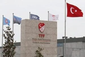 Tahkim Kurulu,&nbsp;puan silme cezası verilen 8 kul&uuml;b&uuml;n itirazlarını reddetti. Kurul