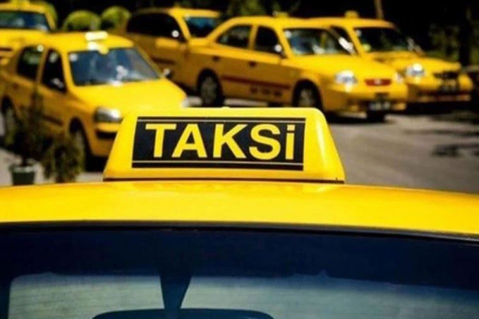 İstanbul Taksiciler Esnaf Odası Başkanı Ey&uuml;p Aksu, taksiler i&ccedil;in zam