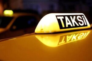 İzmir'in Konak ilçesinde, farklı suçlardan sabıkası olan Serhat S.(26), müşteri