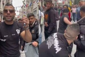 Taksim'de sosyal medyada paylaşılan g&ouml;r&uuml;nt&uuml;lerle ilgili bir kişi g&ouml;zaltına alındı.