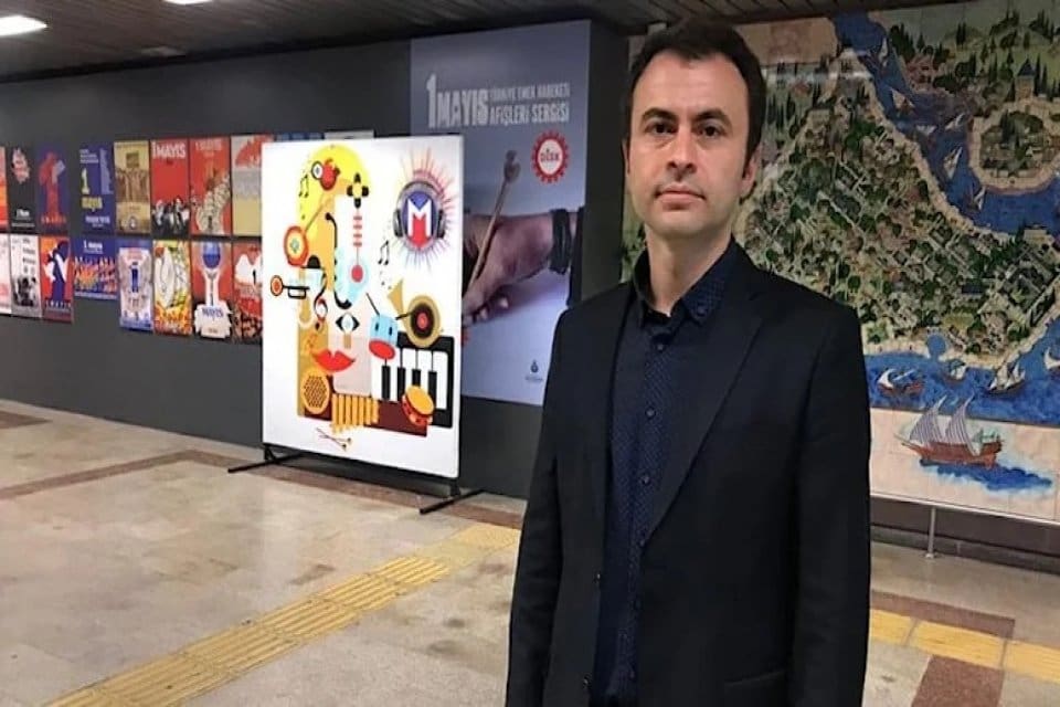 Taksim Metro İstasyonu'nda minyat&uuml;r sanat&ccedil;ısı Nusret &Ccedil;olpan'ın 1999 yılında istasyon
