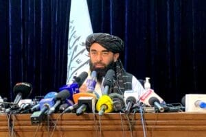 Afganistan'da y&ouml;netimi ele ge&ccedil;iren Taliban ilk kez bir basın toplantısı