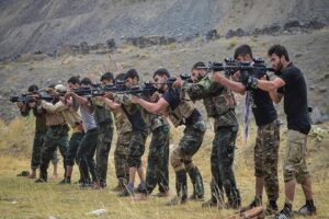Taliban'a karşı son direniş olarak gösterilen Pençşir'den yeni görüntüler geldi.