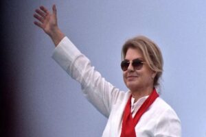 Gündeme ilişkin değerlendirmelerde bulunan Eski Başbakan Tansu Çiller, "Bana çok