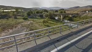 Ocak ayında, Ankara-Beypazarı karayolu &uuml;zerindeki 44 yıldır kullanılmayan G&ouml;mleksiz K&ouml;pr&uuml;s&uuml;