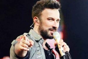 D&uuml;n İzmir'de konser veren şarkıcı Tarkan, "D&uuml;n gece ne oldu