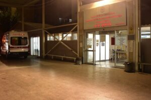 İzmir'in Konak il&ccedil;esinde, psikolojik sorunları olduğu belirtilen Erkan A., tartıştığı