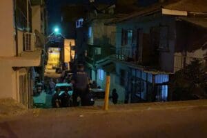 İzmir&rsquo;in Karabağlar il&ccedil;esinde S.G., iddiaya g&ouml;re tartıştığı eski sevgilisi E.B.'nin