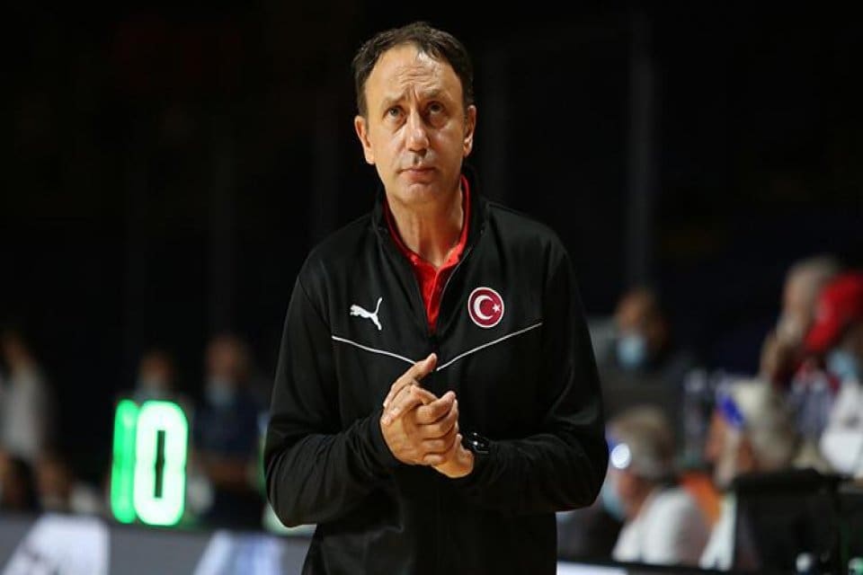T&uuml;rkiye Basketbol Federasyonu (TBF), Milli Takım Başantren&ouml;r&uuml; Orhan Ene ile
