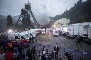 T&uuml;rkiye B&uuml;y&uuml;k Millet Meclisi (TBMM) b&uuml;nyesinde kurulan Araştırma Komisyonu, Bartın'ın