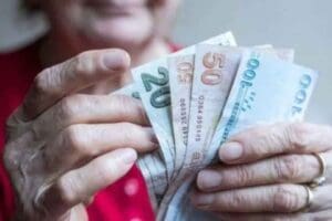 TBMM bu hafta&nbsp;memur ve emekli maaş artışlarına ilişkin kanun teklifini
