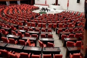 TBMM Genel Kurulu, toplantı yeter sayısı bulunmadığı i&ccedil;in kapandı. TBMM&nbsp;Genel