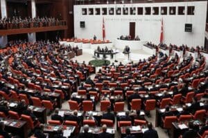 Meclis Başkanvekili Nimetullah Erdoğmuş başkanlığında toplanan TBMM Genel Kurulu'nda, İYİ