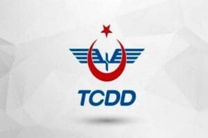 Kocaeli&rsquo;nin Gebze il&ccedil;esinde, İstanbul istikametine giden yolcu treninin son iki