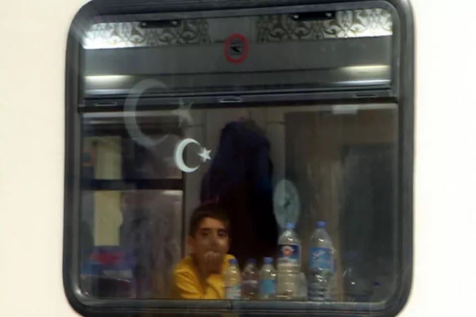 Kahramanmaraş merkezli depremlerin vurduğu Malatya'da, T&uuml;rkiye Cumhuriyeti Devlet Demiryolları'nın (TCDD)