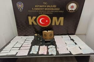 K&uuml;tahya&rsquo;da y&uuml;ksek faiz karşılığı para vererek tefecilik yaptığı tespit edilen