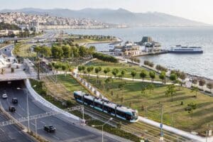 İklim krizine karşı 2030&rsquo;da sıfır karbon hedefiyle projelerini hayata ge&ccedil;iren
