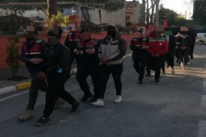 Manisa'da,&nbsp;Suriye'de PKK ter&ouml;r &ouml;rg&uuml;t&uuml; i&ccedil;erisinde eğitim alıp faaliyette bulunan ve