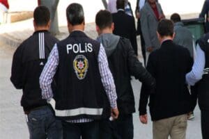 İzmir'de sosyal medya &uuml;zerinden ter&ouml;r &ouml;rg&uuml;tleri PKK/KCK/PYD/YPG ve sol ter&ouml;r