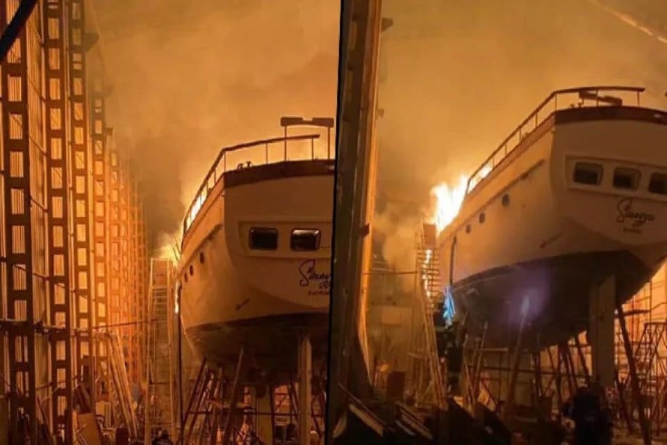 Muğla&rsquo;nın Bodrum il&ccedil;esinde, tersanede bakımı yapılan 33 metrelik ahşap tekne