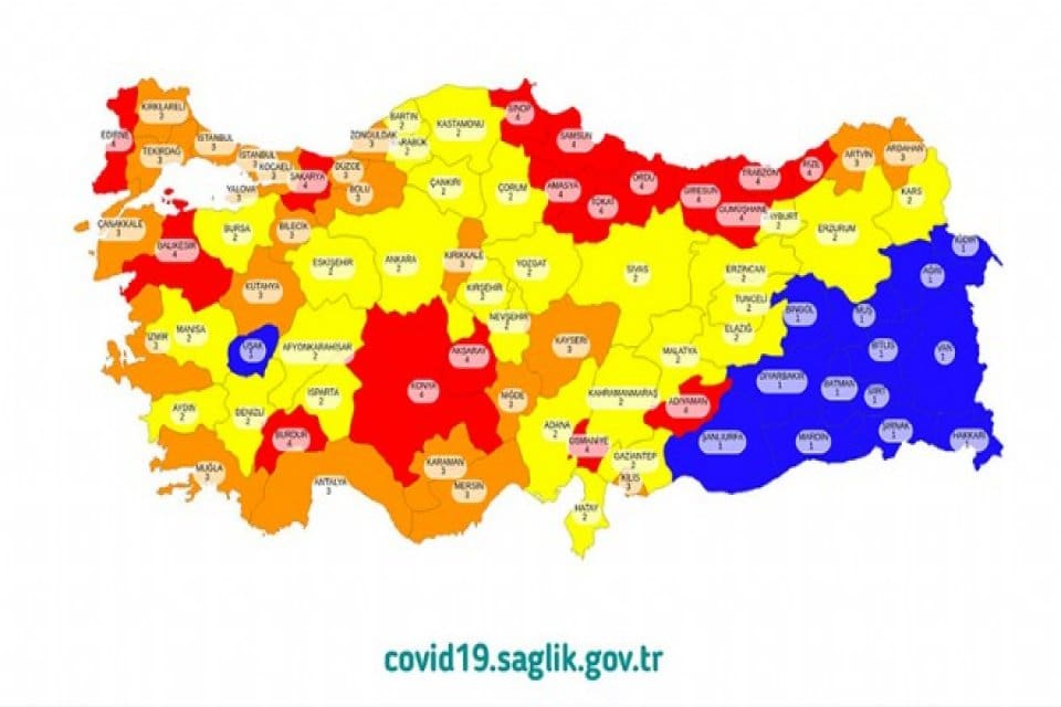 CHP Ankara Milletvekili Dr. Servet &Uuml;nsal, TBMM'de ger&ccedil;ekleştirdiği basın toplantısında