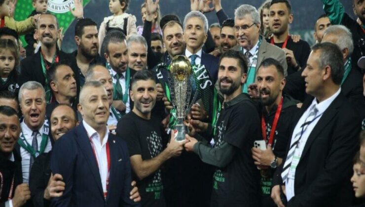 TFF 1. Lig’e yükselen Pendikspor ve Sakaryaspor kupalarına kavuştu