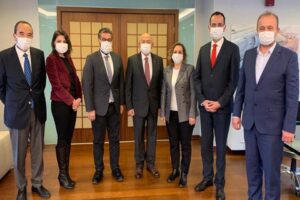 Türkiye Futbol Federasyonu (TFF) Başkanı Nihat Özdemir, 4 büyüklerin şu