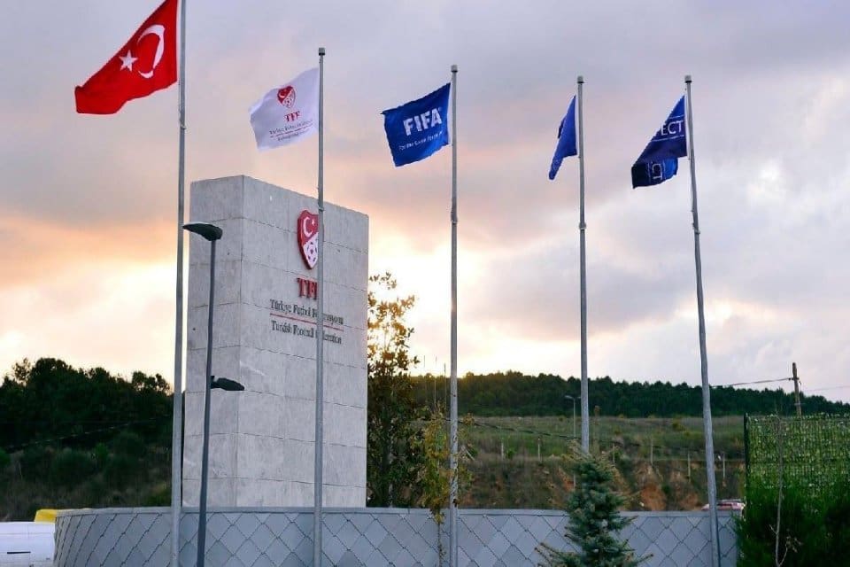 T&uuml;rkiye Futbol Federasyonu, S&uuml;per Lig'de 2022-2023 sezonunda uygulanacak yabancı kuralı