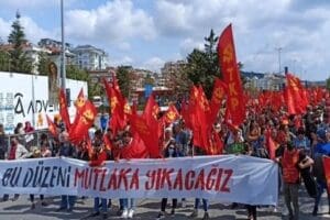 Milletvekili se&ccedil;imlerine Sosyalist G&uuml;&ccedil; Birliği&nbsp;ittifakıyla birlikte&nbsp;kendi adıyla gireceğini a&ccedil;ıklayan TKP,