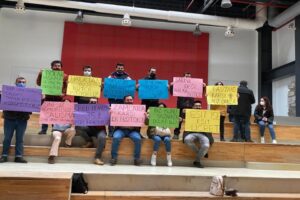 TMMOB İzmir İl Koordinasyon Kurulu (İKK) Sekreteri Aykut Akdemir, İzmir