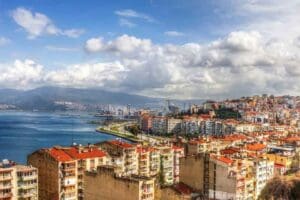Toplu Konut İdaresi (TOKİ) tarafından 81 ilde yapılacak ucuz konutlara
