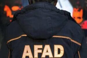 Gazeteci Tolga Şardan, Maraş merkezli depremlerde yetersizliğiyle eleştirilen AFAD'ın daha