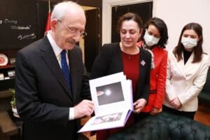 İzmir B&uuml;y&uuml;kşehir Belediyesi&rsquo;nin d&uuml;zenlediği Toplumsal Cinsiyet Eşitliği Uluslararası Karikat&uuml;r Yarışması&rsquo;nda