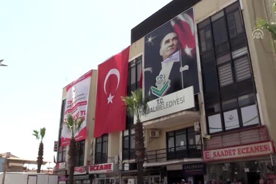 Torbalı Belediye Başkanı İsmail Uygur&rsquo;un yaşamını yitirmesinin ardından belediye meclisi