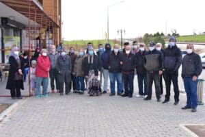 İzmir'in Torbalı il&ccedil;esi Ayrancılar Mahallesi'ndeki Yeni TOKİ Konutları'nda yaşayan vatandaşlar