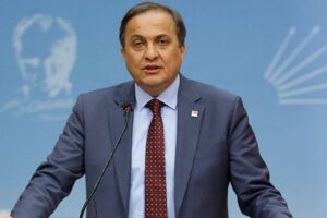 DEMOKRAT GÜNDEM-Menemen Belediye Başkanı Serdar Aksoy'un tutuklanmasının ardından meclis üyeleri