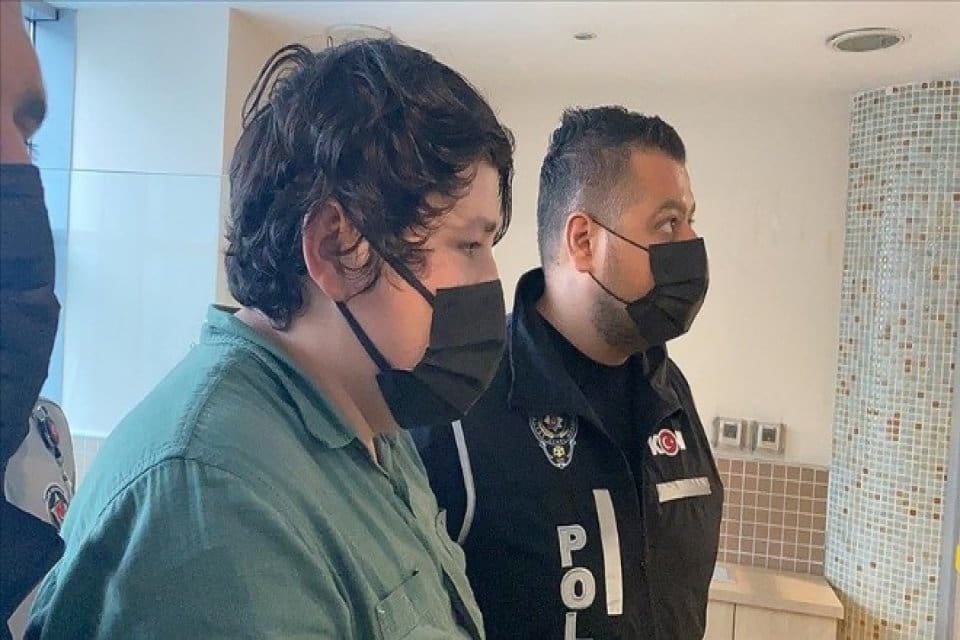 &Ccedil;iftlik Bank davasının bir numaralı sanığı Mehmet Aydın&rsquo;ın Uruguay&rsquo;daki sağ